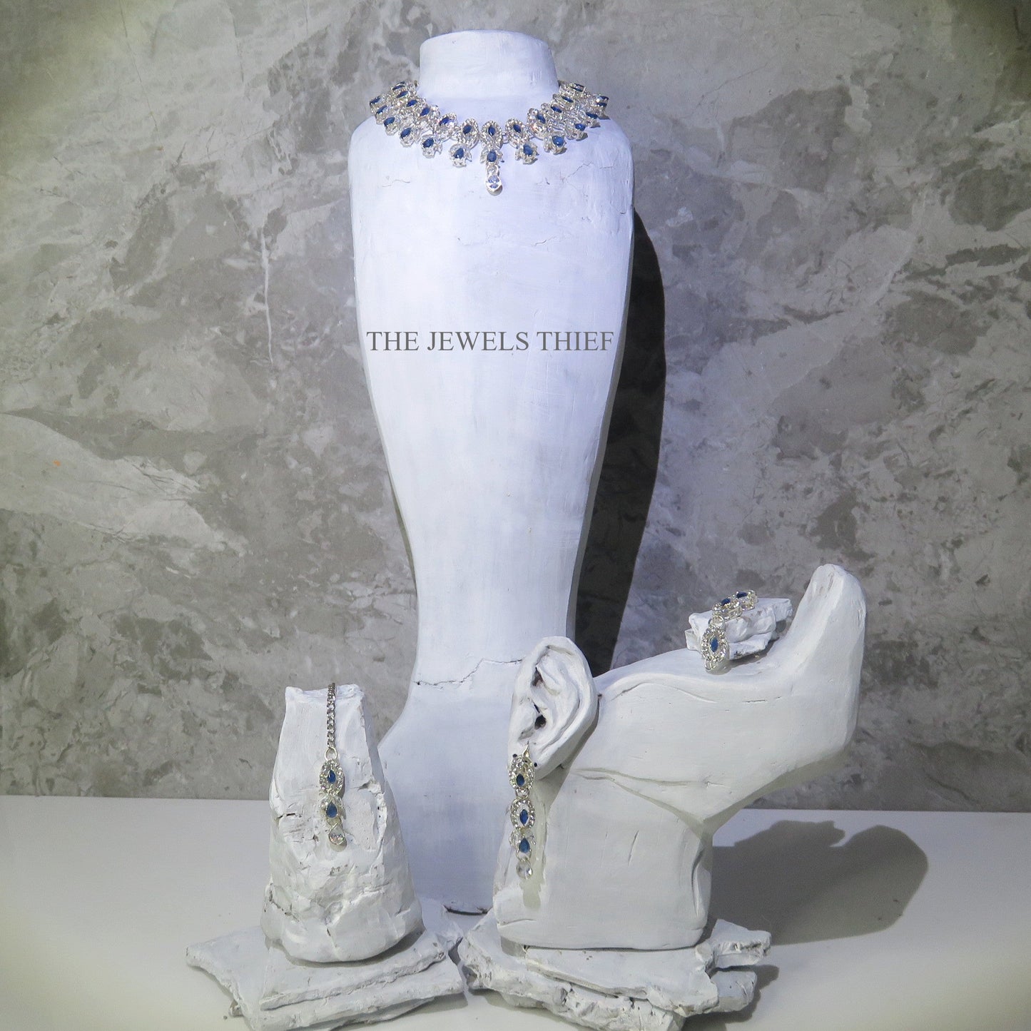 Swan Necklace Set